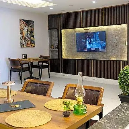 Ideal Butik 5* 卡拉布伦